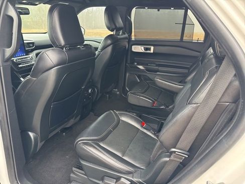 Used 2020 Ford Explorer ST w/ ST High-Performance Pack image 13