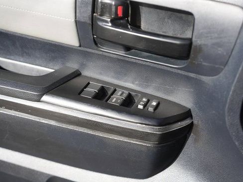 Used 2016 Toyota Tundra Limited w/ Limited Premium Package image 29