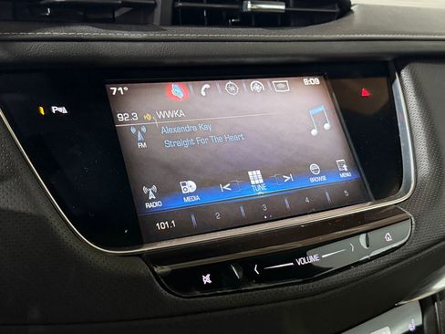 Used 2017 Cadillac XT5 Luxury w/ Driver Awareness Package image 30