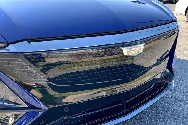 Used 2024 Cadillac Lyriq Sport AWD/4WD image 30