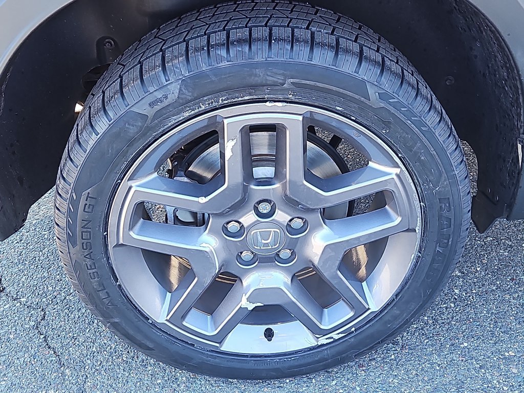 Used 2023 Honda Passport EX-L image 9
