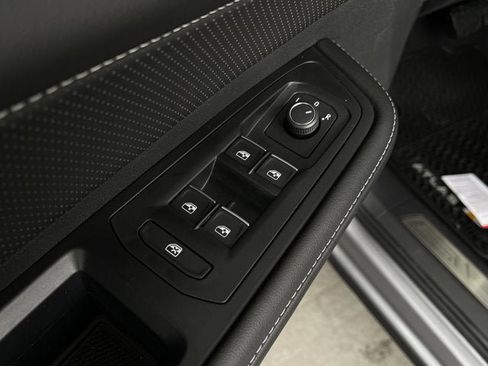 New 2026 Volkswagen Atlas SE image 10