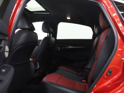 Used 2025 INFINITI QX55 Sensory image 19