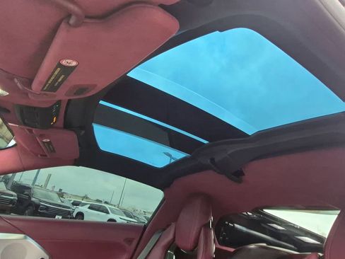 Certified 2021 Chevrolet Corvette Stingray w/ Z51 Performance Package image 22