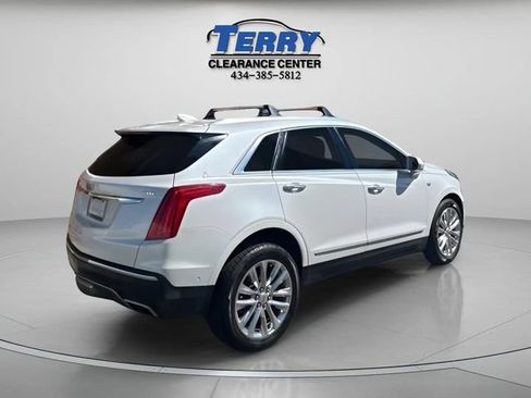 Used 2018 Cadillac XT5 Platinum w/ Driver Assist Package AWD/4WD image 5