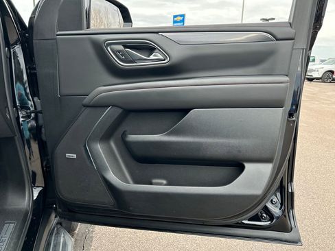 Used 2024 Chevrolet Tahoe RST w/ Luxury Package image 29