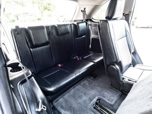Used 2018 Toyota Highlander XLE FWD image 39