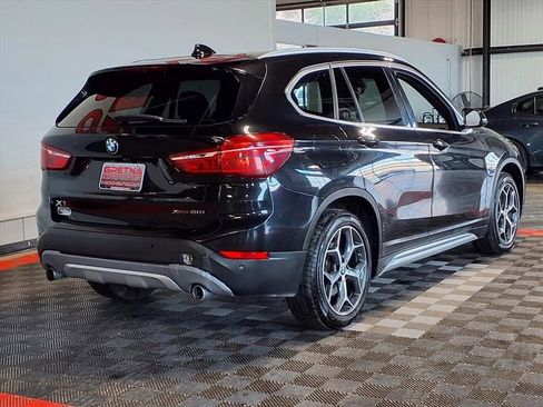Used 2019 BMW X1 xDrive28i w/ Convenience Package AWD/4WD image 8
