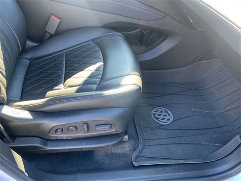 Used 2023 Buick Enclave Avenir w/ Avenir Technology Package image 40