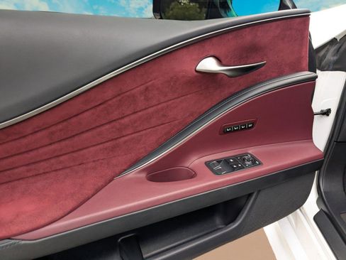 Used 2018 Lexus LC 500 Coupe w/ Touring Package image 7