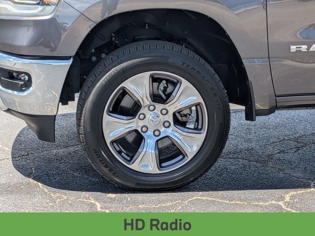 Used 2023 RAM 1500 Laramie AWD/4WD image 12