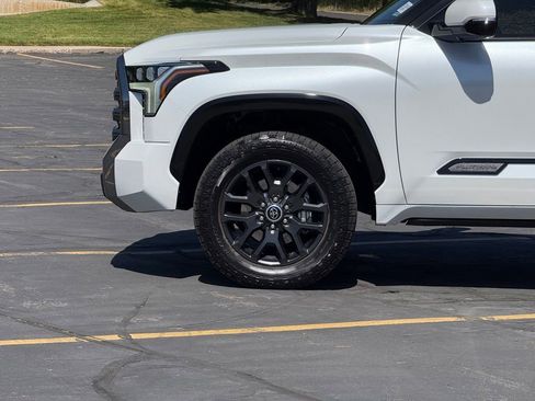 Used 2023 Toyota Tundra Platinum AWD/4WD image 8