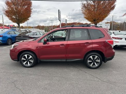 Used 2018 Subaru Forester 2.5i Premium image 5