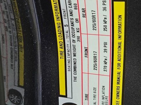 Used 2024 Jeep Compass Latitude w/ Convenience Group image 14