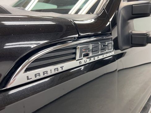 Used 2014 Ford F350 Lariat image 26