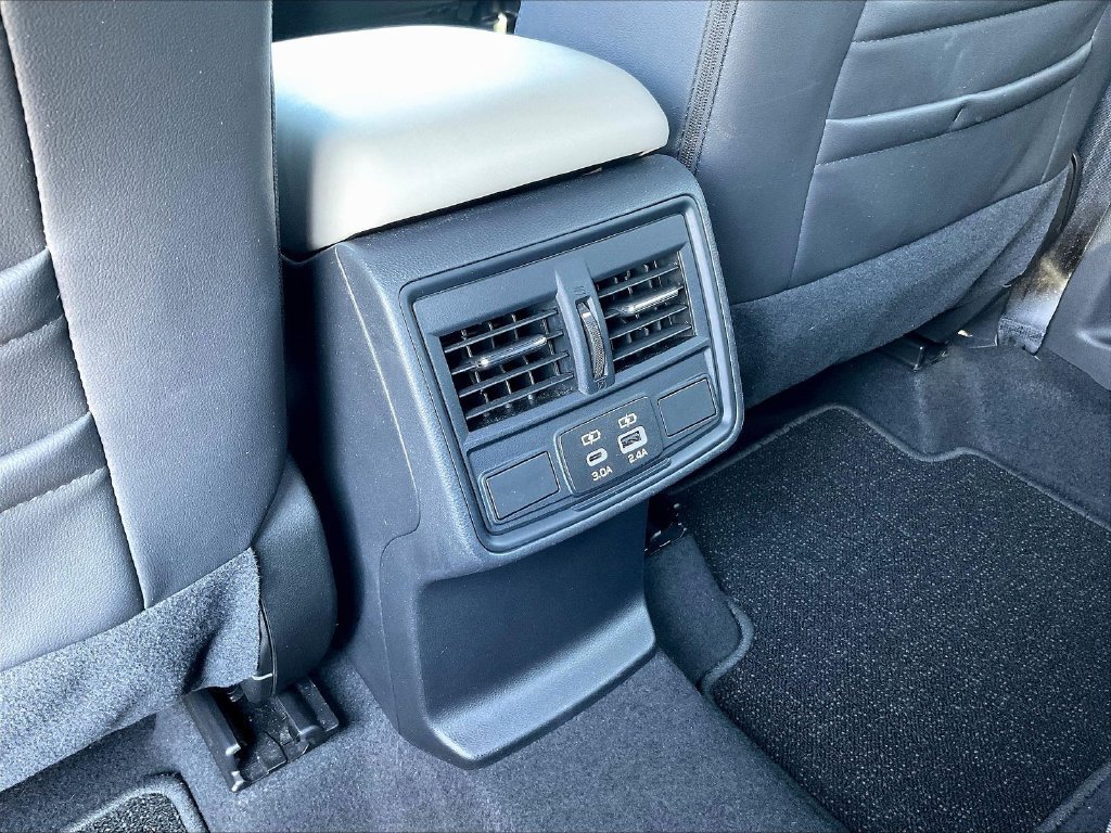 Used 2025 Subaru Forester Premium w/ Convenience Package #2 AWD/4WD image 10
