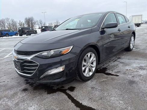 Used 2023 Chevrolet Malibu LT image 2