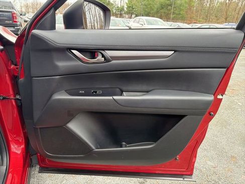 Used 2019 MAZDA CX-5 Touring image 10