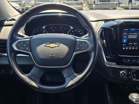 Used 2020 Chevrolet Traverse LT w/ Driver Confidence II Package FWD image 12