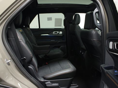 New 2026 Ford Explorer Tremor w/ Tremor Ultimate Package AWD/4WD image 16