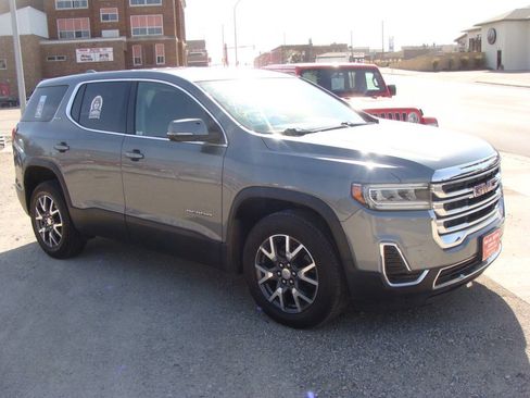 Used 2021 GMC Acadia SLE image 23