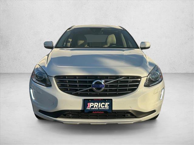 Used 2017 Volvo XC60 T5 Inscription w/ Preferred Option Package FWD image 2