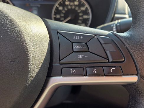 Used 2025 Nissan Altima 2.5 SV image 25