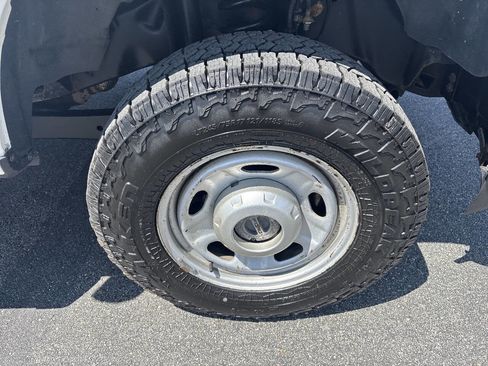 Used 2019 Ford F250 XL w/ Power Equipment Group AWD/4WD image 21