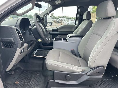 Used 2020 Ford F250 XL w/ Power Equipment Group AWD/4WD image 32