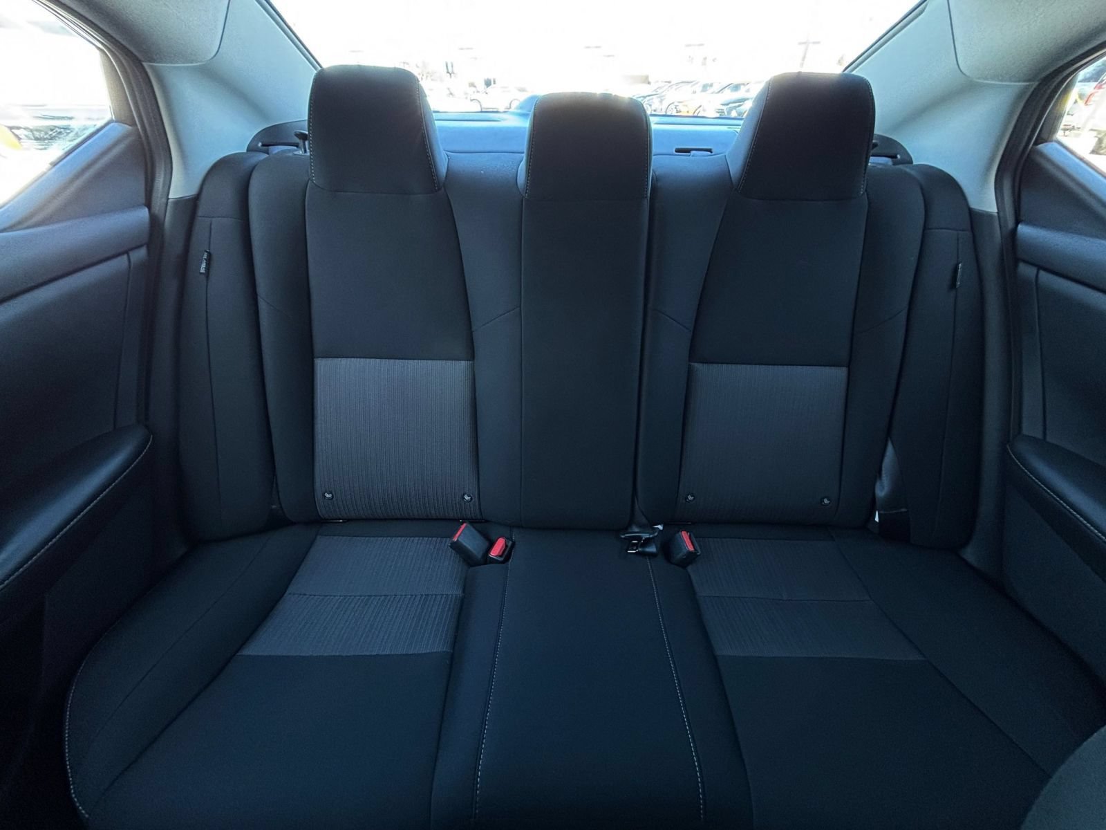 Used 2025 Nissan Sentra SV FWD image 36