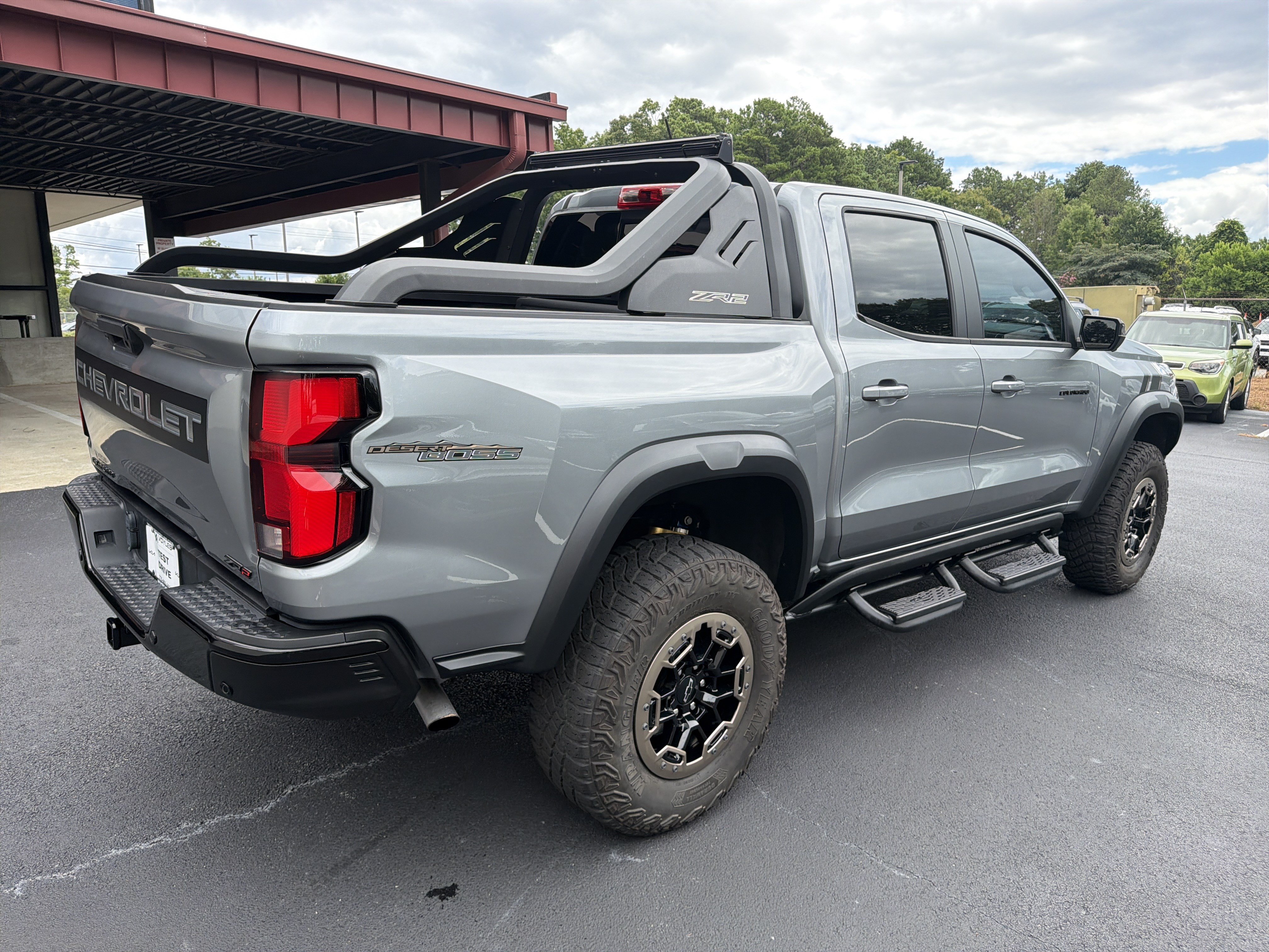 Used 2023 Chevrolet Colorado ZR2 w/ Desert Boss Special Edition AWD/4WD image 7