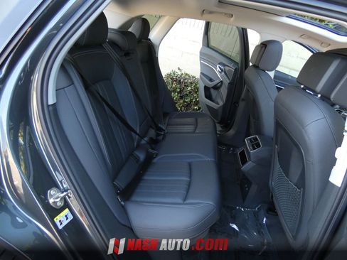 Used 2021 Audi e-tron Premium w/ Convenience Plus Package AWD/4WD image 36