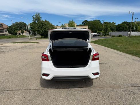 Used 2017 Nissan Sentra SV FWD image 8