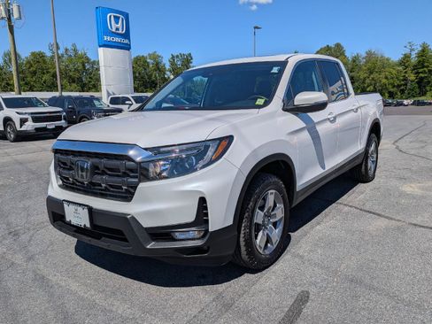 Certified 2025 Honda Ridgeline RTL image 4