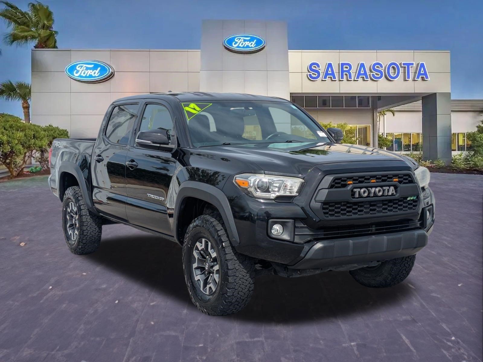 Used 2017 Toyota Tacoma TRD Off-Road w/ Tow Package (A/T) AWD/4WD image 1
