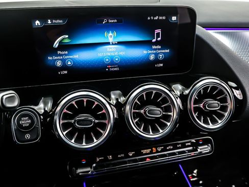 Used 2023 Mercedes-Benz GLA 250 image 21