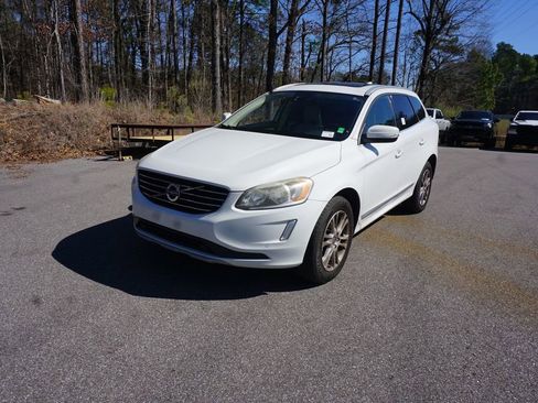 Used 2016 Volvo XC60 T5 Premier w/ Proximity Package image 22