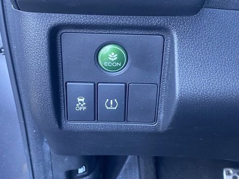 Used 2022 Honda HR-V Sport image 14