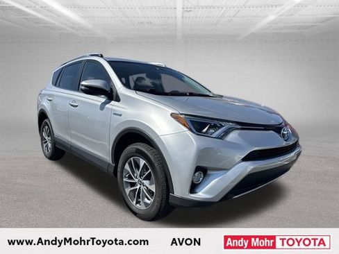Used 2016 Toyota RAV4 XLE AWD/4WD image 1