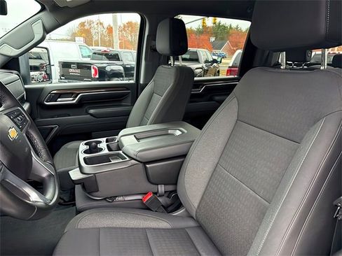 Used 2024 Chevrolet Silverado 2500 LT image 14