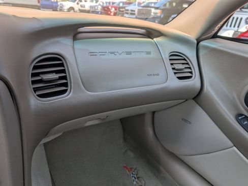 Used 2003 Chevrolet Corvette Convertible w/ Preferred Equipment Group1 RWD image 28