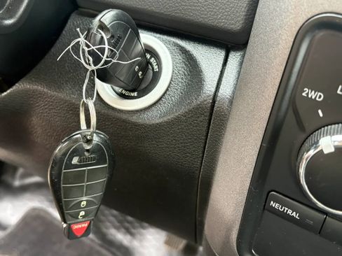 Used 2018 RAM 2500 Tradesman w/ Chrome Appearance Group AWD/4WD image 22