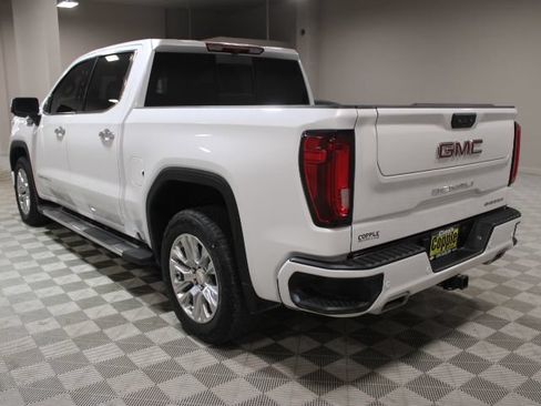 Used 2025 GMC Sierra 1500 Denali AWD/4WD image 10