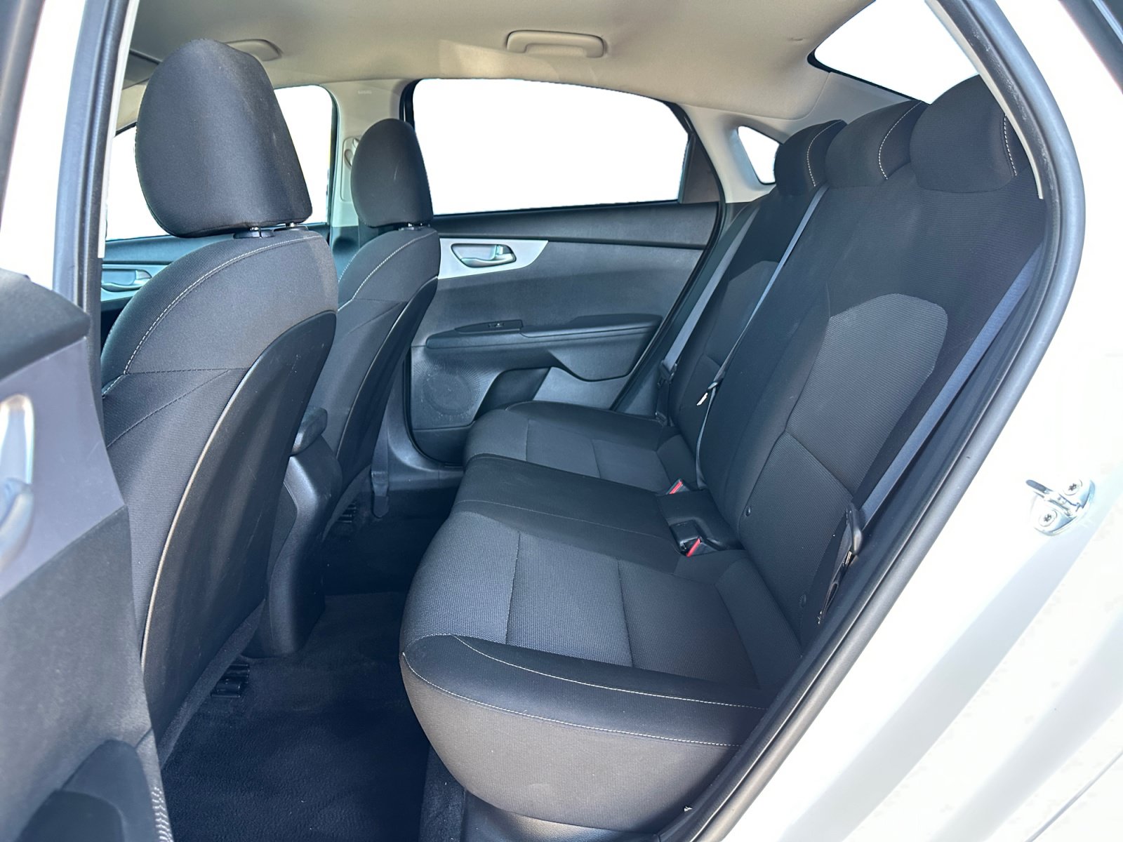 Used 2022 Kia Forte LXS FWD image 13