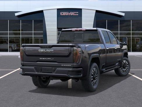New 2026 GMC Sierra 3500 Denali Ultimate w/ LPO, Black Badging Package AWD/4WD image 4