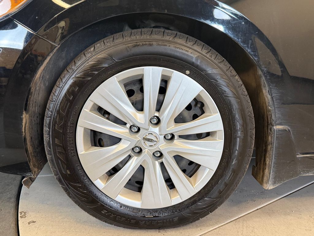 Used 2023 Nissan Sentra S FWD image 23