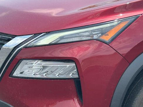 Used 2023 Nissan Rogue SV AWD/4WD image 11