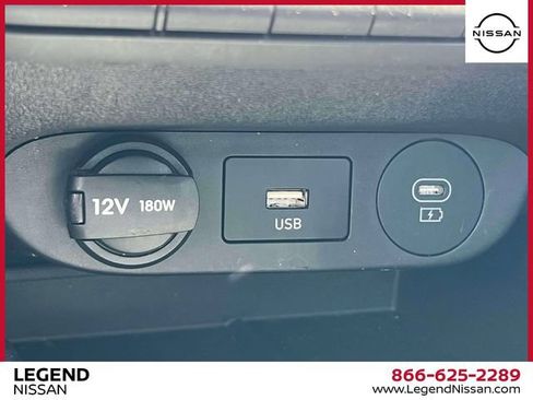 Used 2024 Hyundai Elantra SEL w/ Convenience Package FWD image 27