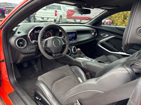 Used 2020 Chevrolet Camaro SS image 16