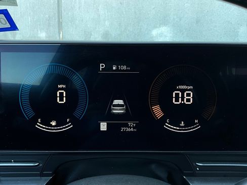 Used 2025 Hyundai Kona SEL image 38